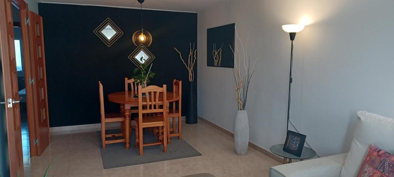 Apartamento Entero De Tres Habitaciones, Cerca De La Playa! Acogedor, Luminoso Y Tranquilo Малграт де Мар Екстериор снимка