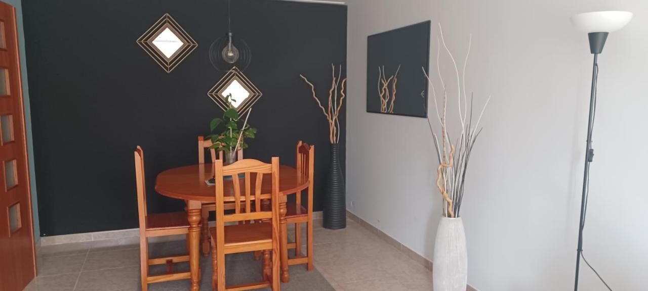 Apartamento Entero De Tres Habitaciones, Cerca De La Playa! Acogedor, Luminoso Y Tranquilo Малграт де Мар Екстериор снимка
